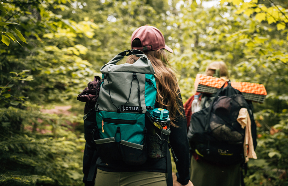 4 tips to lighten your backpacking load