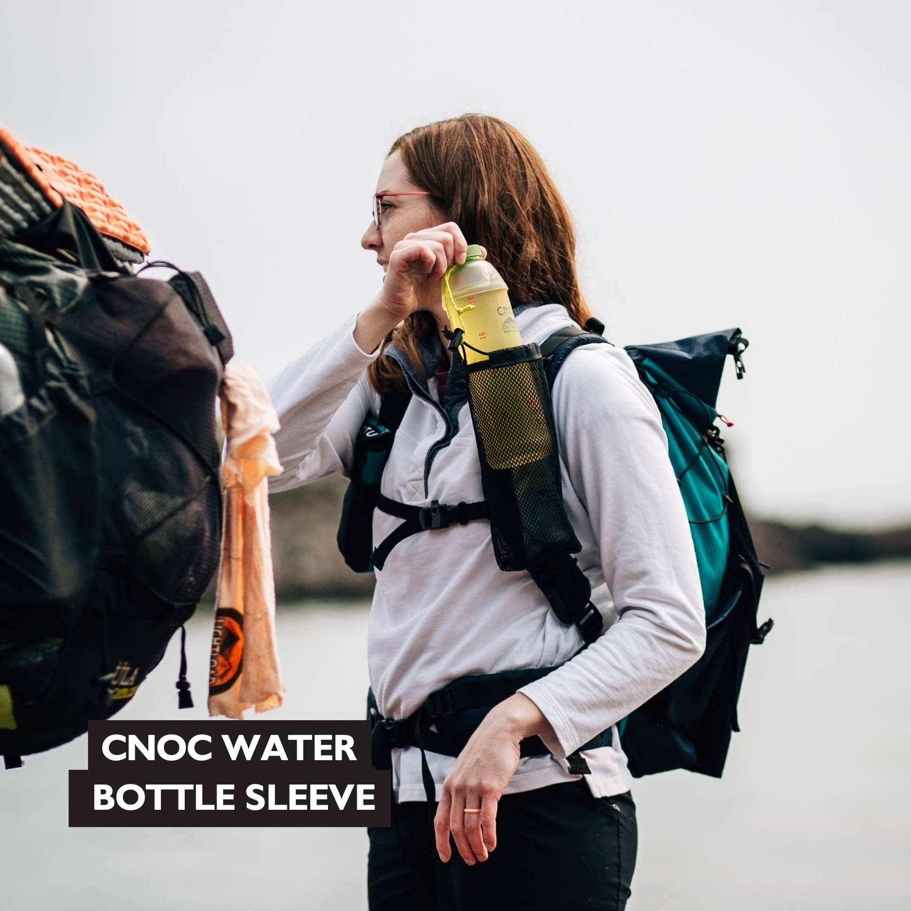WATER BOTTLE SLEEVE